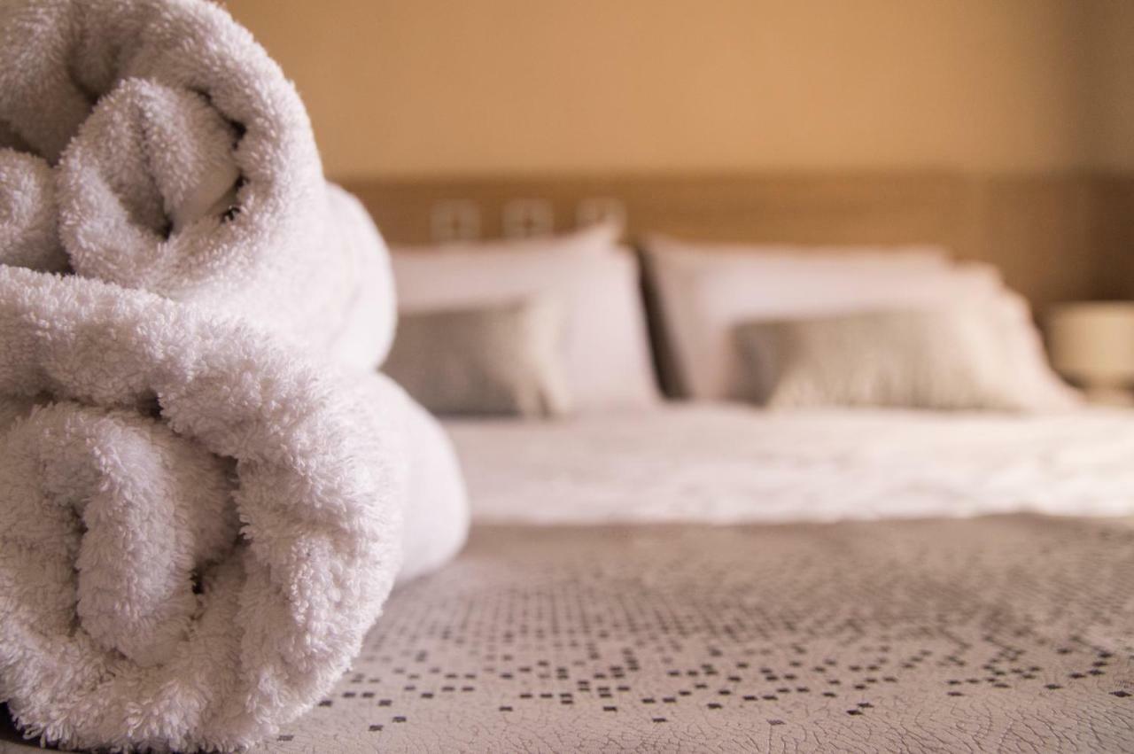 La Riviera Aparthotel Fernando de la Mora Екстериор снимка