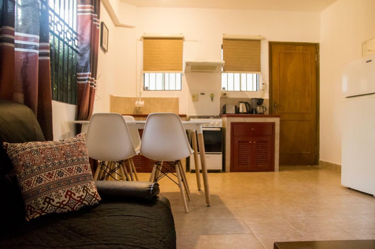 La Riviera Aparthotel Fernando de la Mora Екстериор снимка