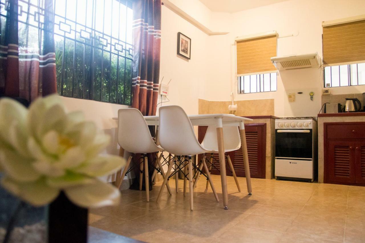 La Riviera Aparthotel Fernando de la Mora Екстериор снимка